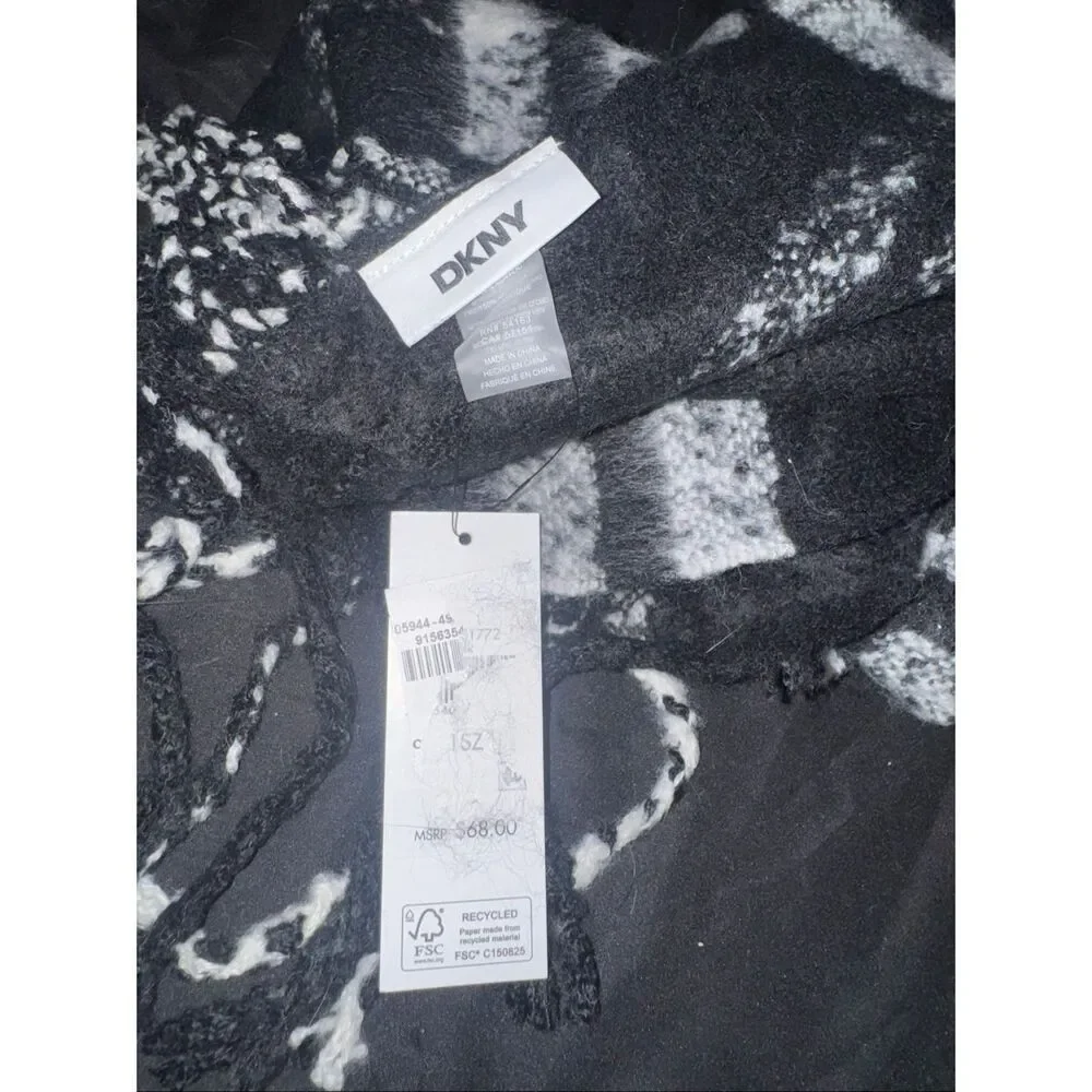 NWT DKNY scarf